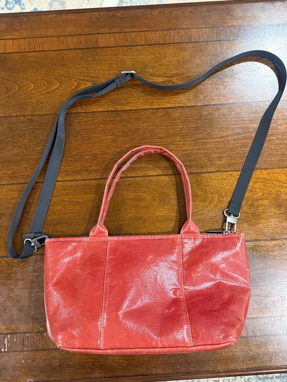 Smateria Red Crossbody Tote Bag Recycled Nylon Vegan Shoulder Bag Fair Trade - Picture 2 of 11